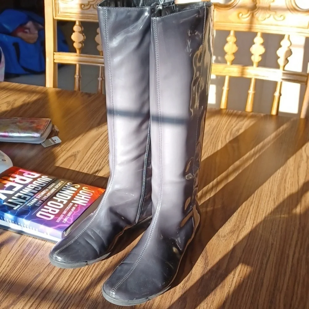 Aquatalia Marvin K patent leather weatherproof boots - Wasabi, gray gradient